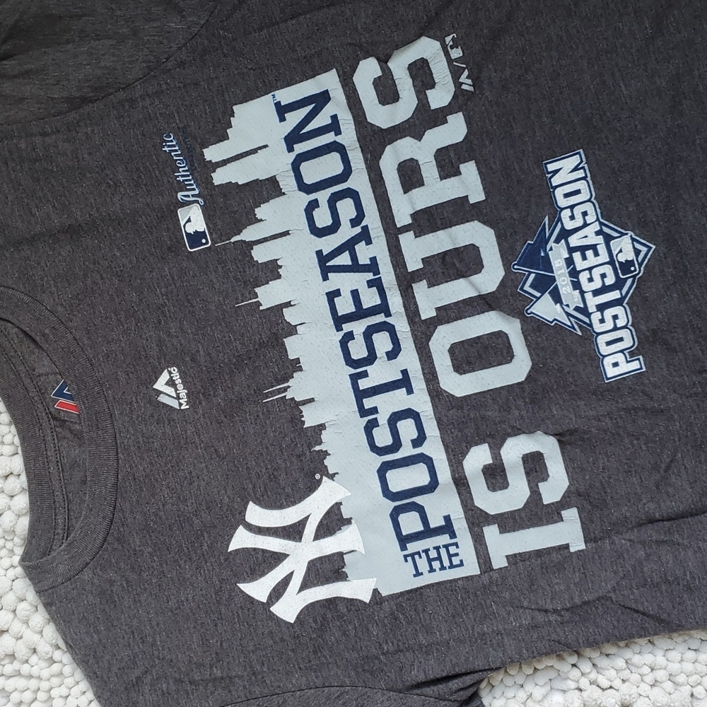 Gray NYY Postseason Tee